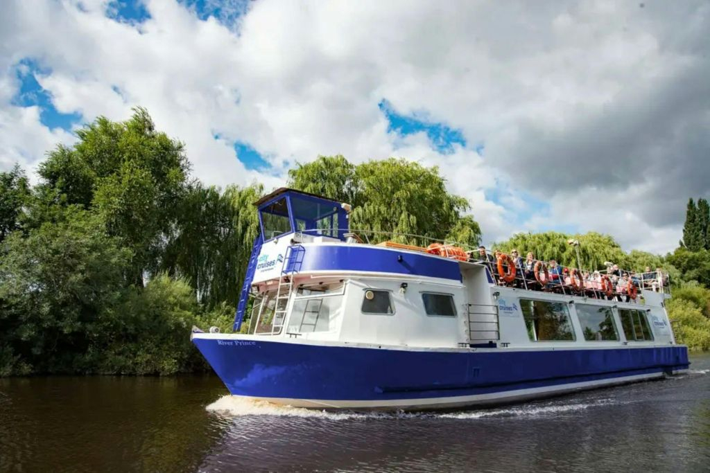 Visit York Pass: 30+ Attractions Entry + 24-Hr Hop-on Hop-off Bus + Cruise