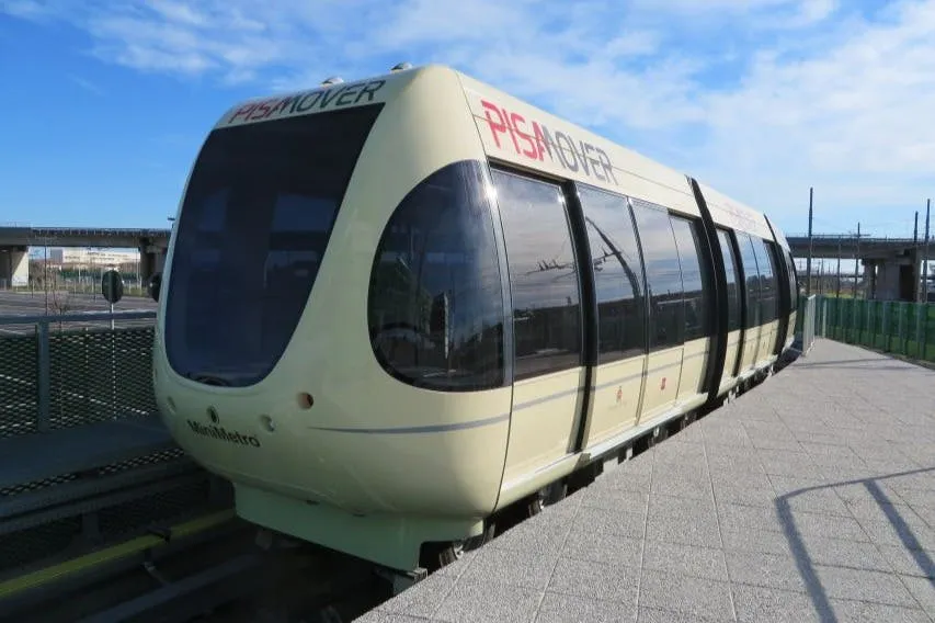 Pisa: Navetta di sola andata dall'aeroporto di Pisa da/per la stazione ferroviaria di Pisa Centrale