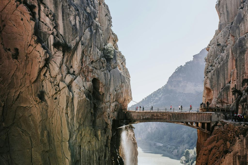 Caminito del Rey: Tour en holandés con guía + Autobús lanzadera