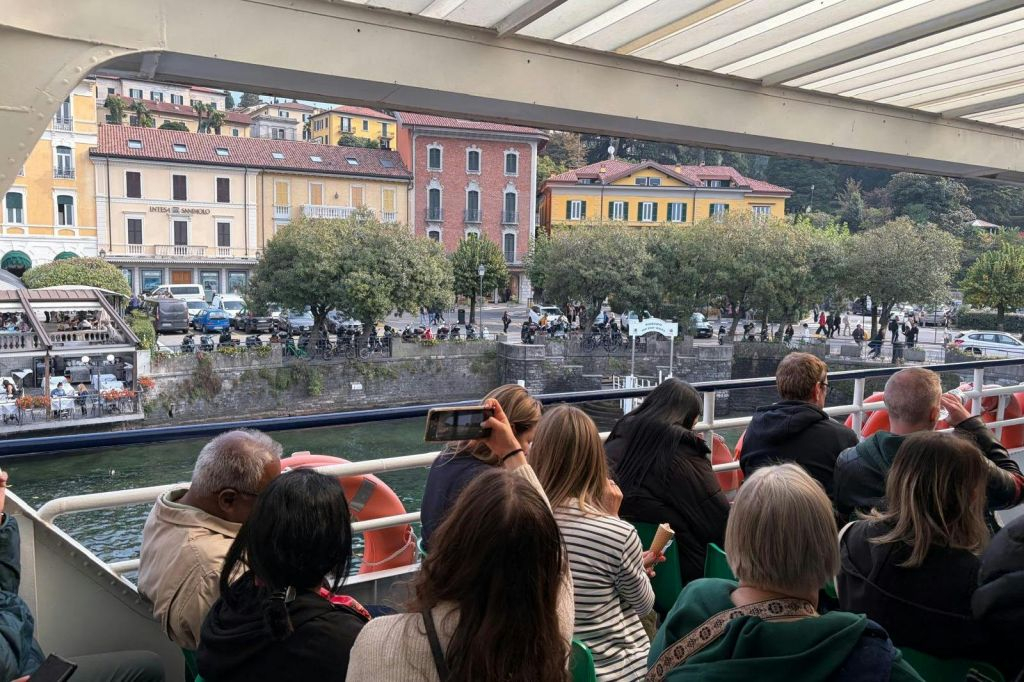 Lago di Como, Bellagio e Lugano: Tour guidato da Milano + viaggio in traghetto