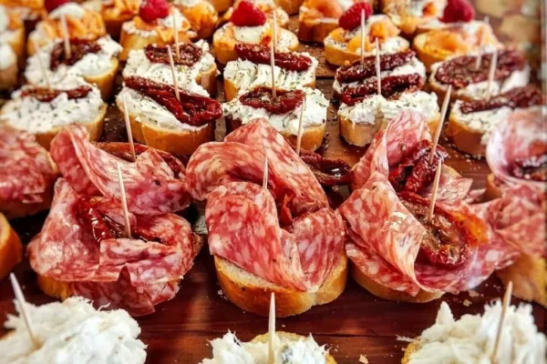 Venezia: Tour guidato di degustazione di cibo e vino
