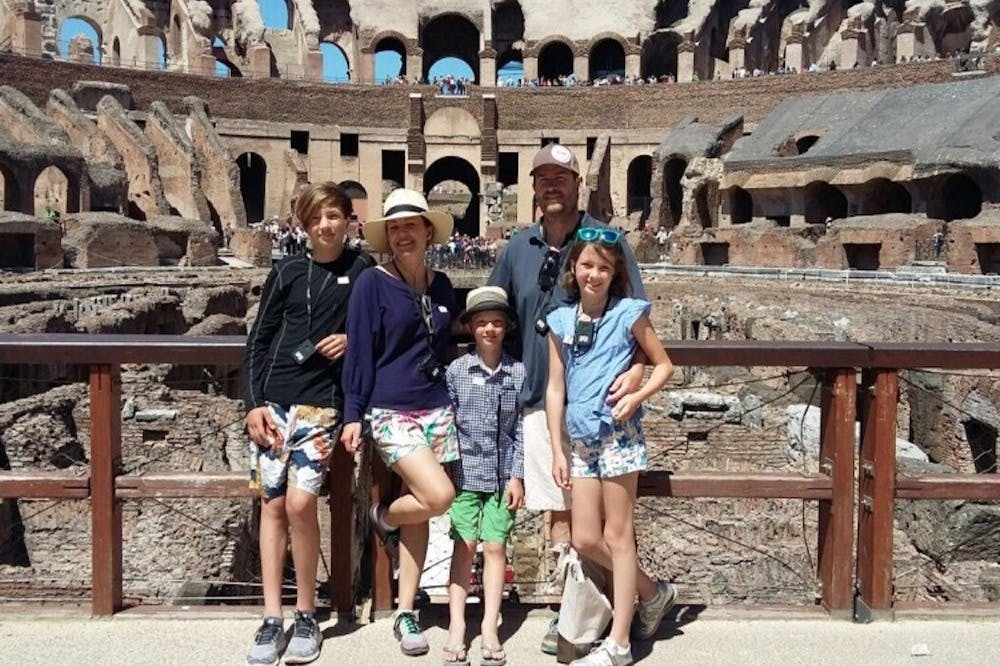 Coliseo, Arena, Foro Romano y monte Palatino + Tour guiado en grupo pequeño