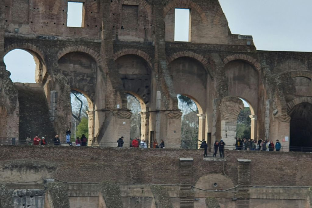 Colosseo, Arena e Foro Romano: Tour guidato per piccoli gruppi