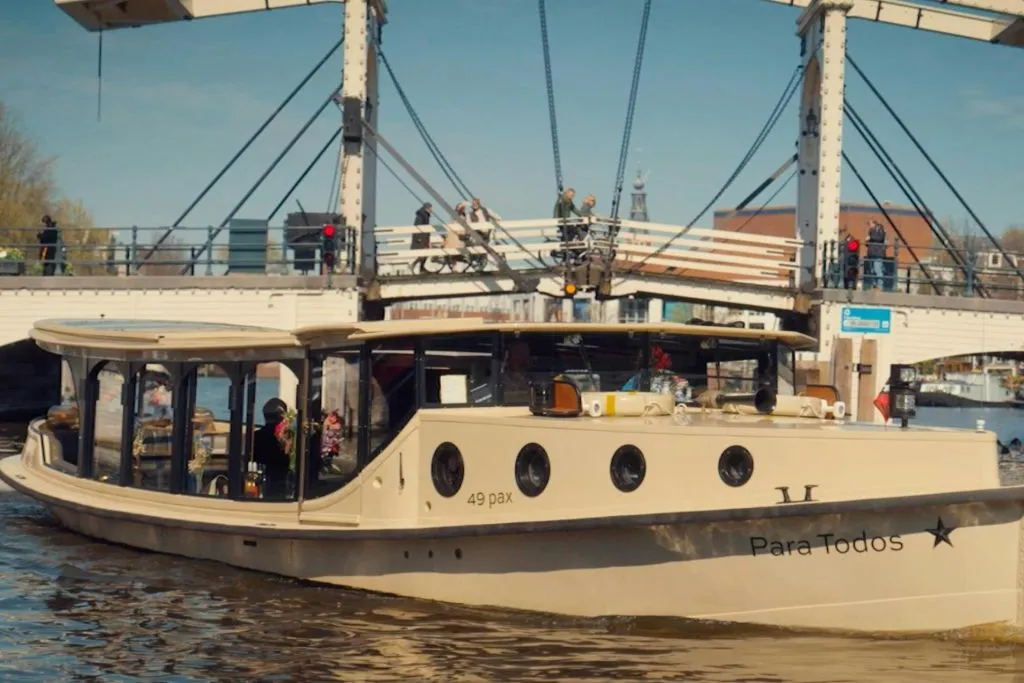 Amsterdam : Croisière de 75 minutes sur les canaux + expérience VR