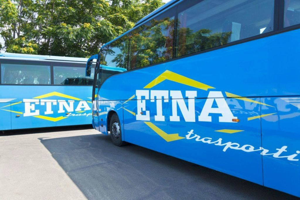 Taormina: Trasferimento in autobus dall'aeroporto di Catania Fontanarossa alla stazione degli autobus di Taormina