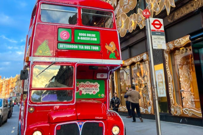 London: Grinchmas Afternoon Tea Sightseeing Bus Tour