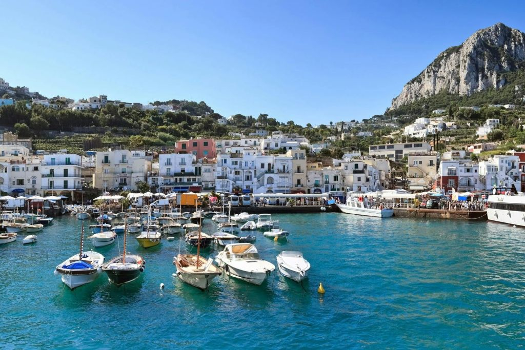 Sorrento: Trasferimento con navetta guidata di sola andata da Roma