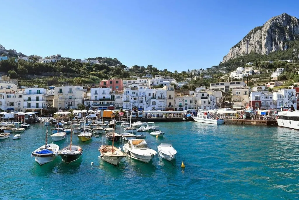 Sorrento: Trasferimento con navetta guidata di sola andata da Roma