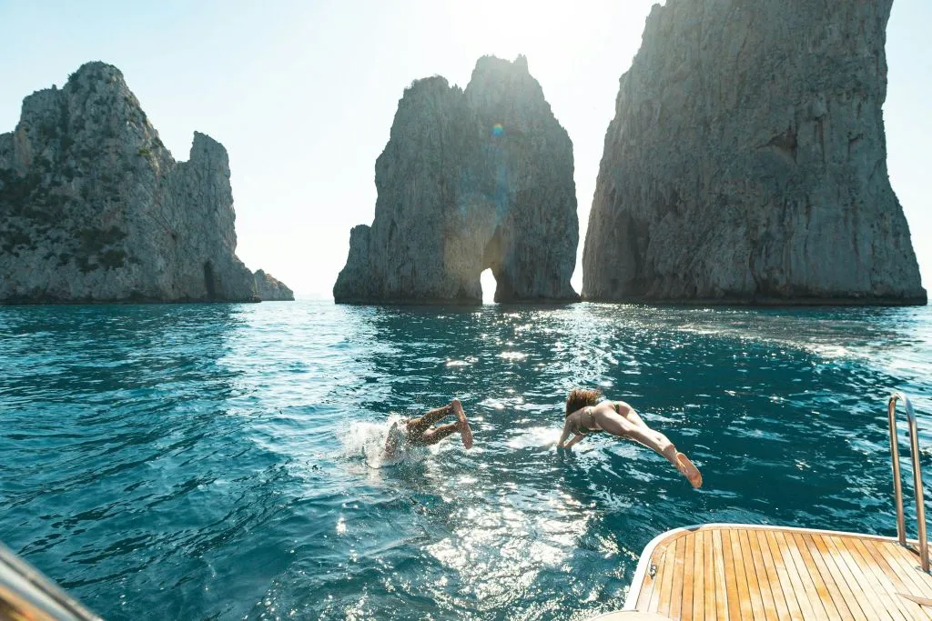 Capri: tour semi-privato in barca da Sorrento