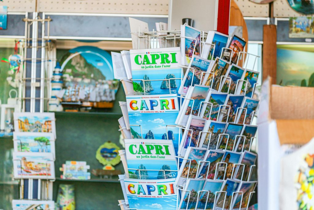 Capri: tour semi-privato in barca da Sorrento