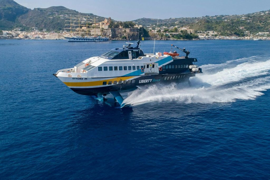 Isole Eolie: Trasferimento in traghetto di sola andata da Lipari a Panarea