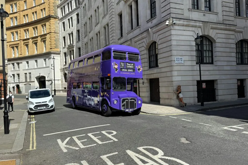 London: Harry Potter Filming Locations Guided Bus Tour