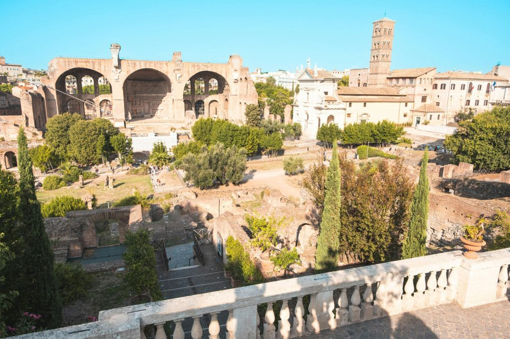 Colosseo, Arena e Foro Romano + Tour guidato