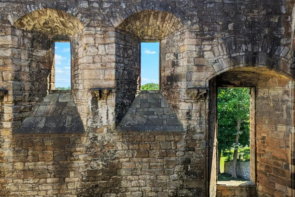 Linlithgow: Guided Tour from Edinburgh