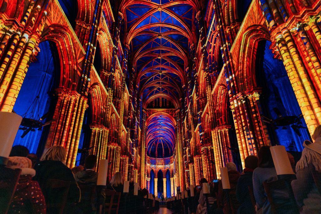 Basilique de Rennes : Spectacle immersif son et lumière - LUMINISCENCE