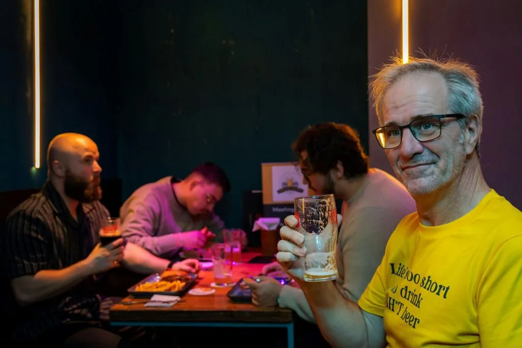 Dublin : Visite guidée en petit groupe des bières artisanales + déjeuner