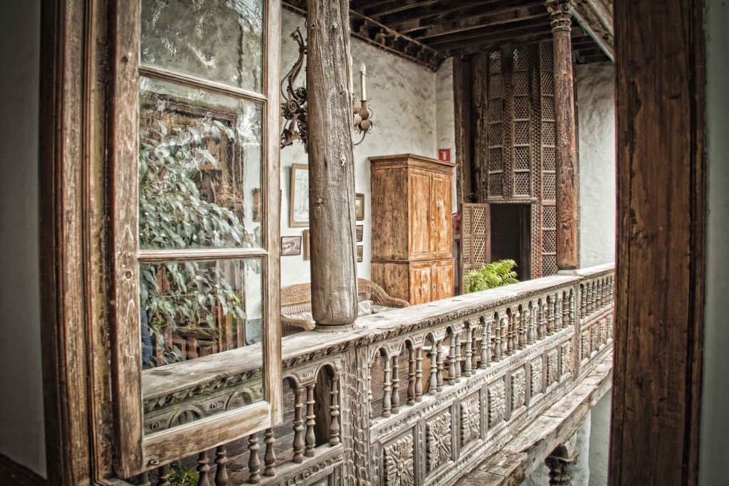 La Casa de los Balcones: Entrada