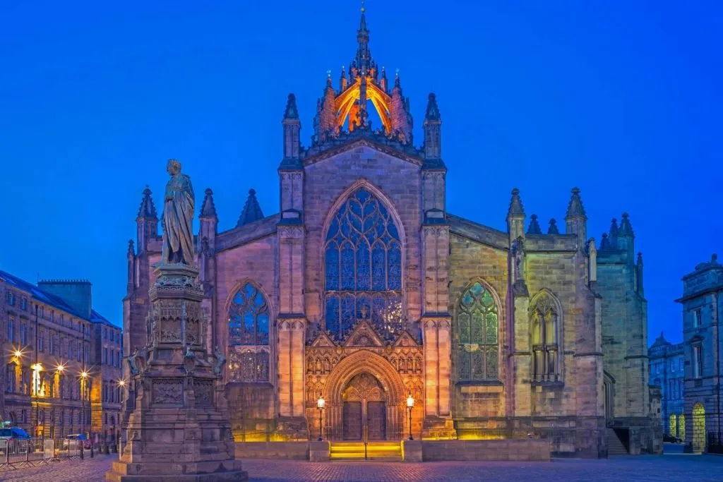 Edinburgh: 2-Hr Guided Ghost Tour