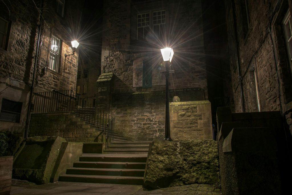 Edinburgh: 2-Hr Guided Ghost Tour
