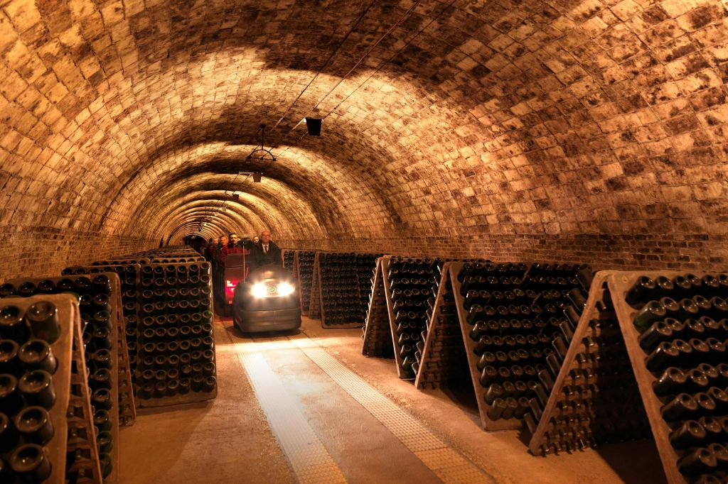 Bodega Codorníu: Tour guiado + Cata de cava