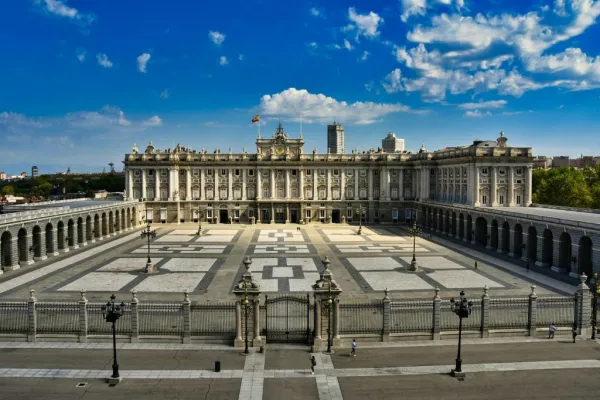 Palacio Real de Madrid: Tour guiado para grupos reducidos