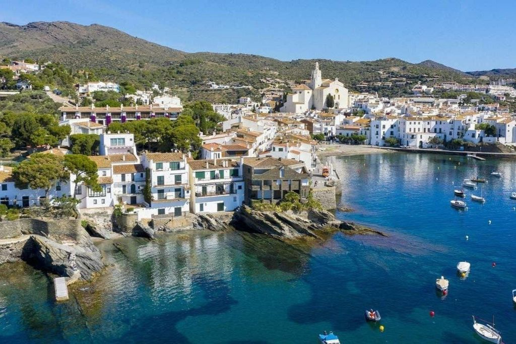 Cadaqués: Excursión en barco desde Roses + Parada para nadar