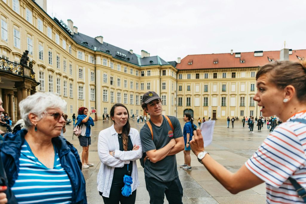 Prague: Guided City Bus Tour + Prague Castle Exterior Visit