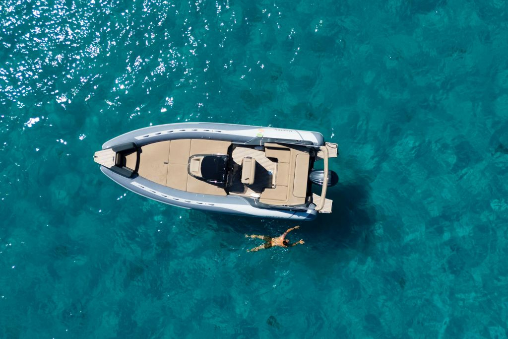 Mondello: Tour in barca da Palermo + Snorkeling + Snack & Drink