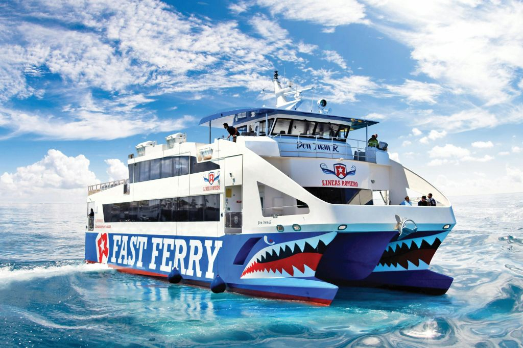 Lanzarote: Tour guidato da Fuerteventura + degustazione di vini