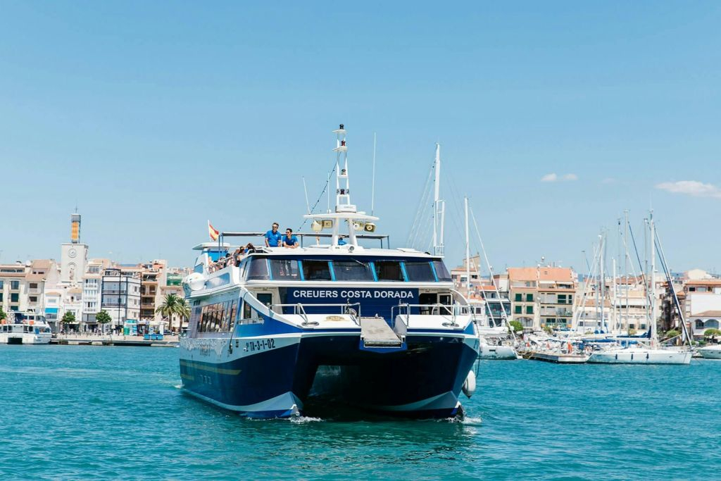 Cambrils: Ferry de ida y vuelta desde Salou