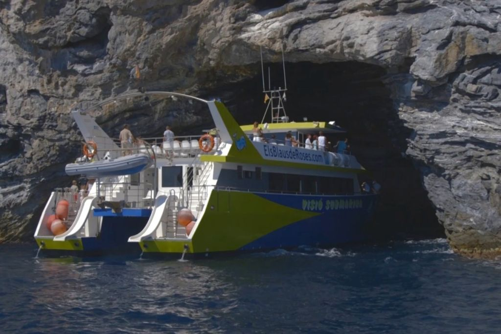 Excursion en bateau à fond de verre : Cap Norfeu + Baignade depuis Roses & Santa Margarita
