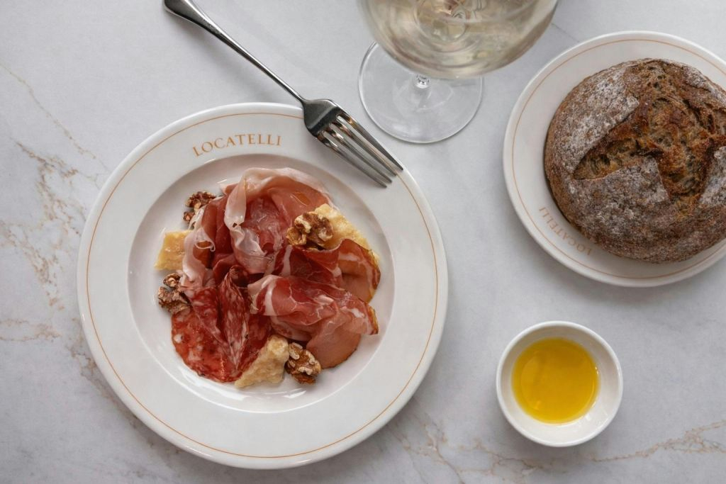 The National Gallery: Guided Tour + Aperitif Platter & Drink