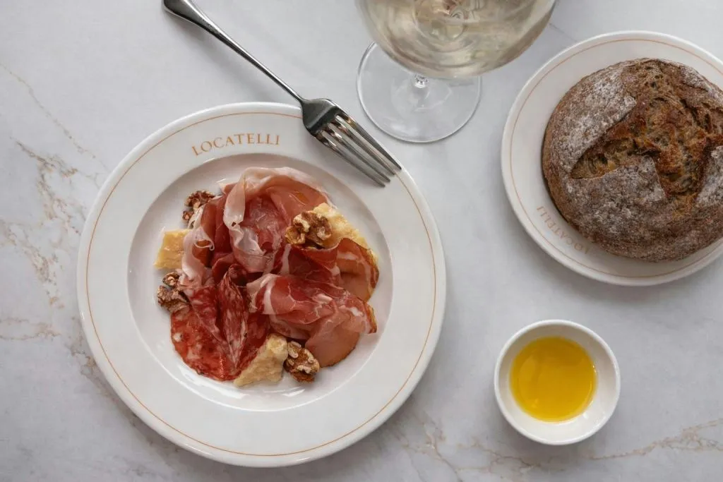 The National Gallery: Guided Tour + Aperitif Platter & Drink
