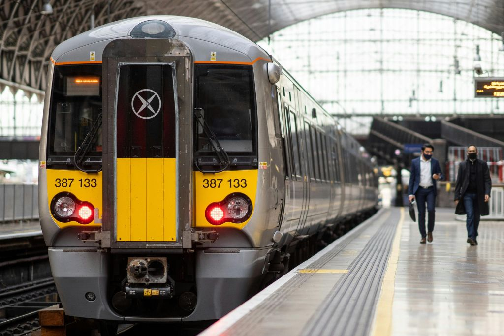 London: Discounted Express Train To/From Heathrow Airport & Paddington