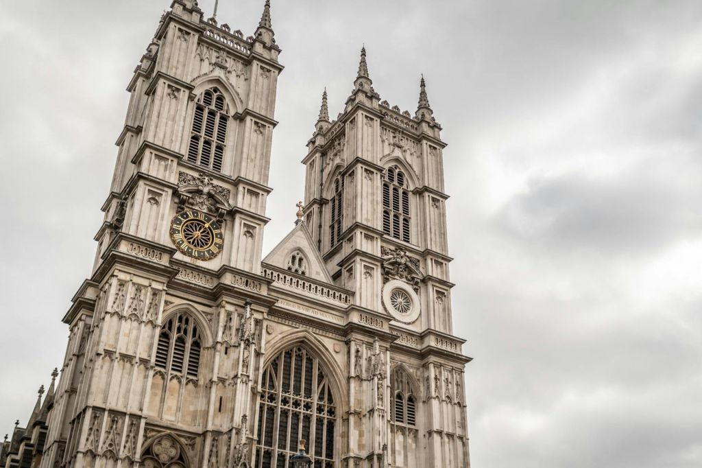 Private Tour: See Over 30 Top London Sights! Fun Local Guide