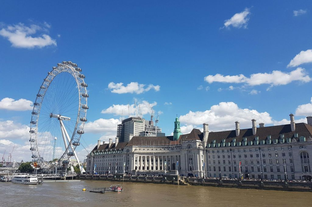 Private Tour: See Over 30 Top London Sights! Fun Local Guide