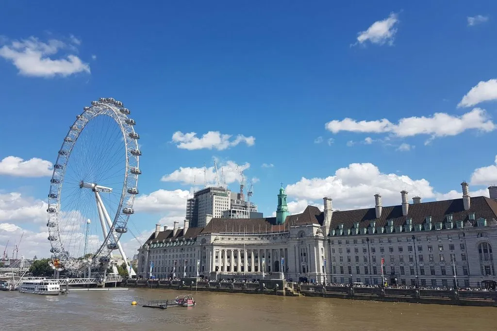 Private Tour: See Over 30 Top London Sights! Fun Local Guide