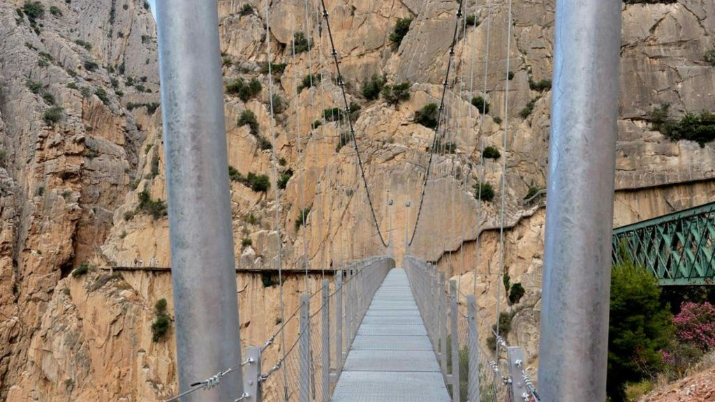 Caminito del Rey: Visita guiada + Transporte de ida desde El Chorro + Paseo en E-Bike