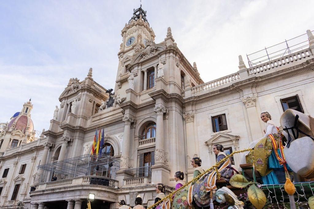 Valencia: Las Fallas Entrada Sección Especial