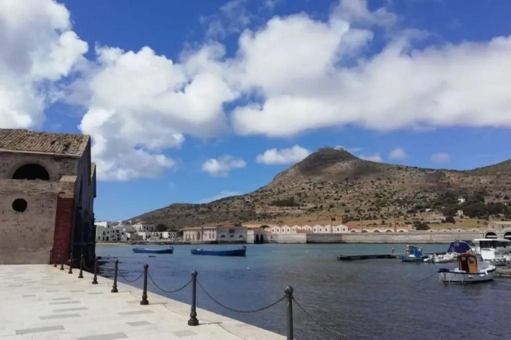 Favignana e Levanzo: navetta da Trapani