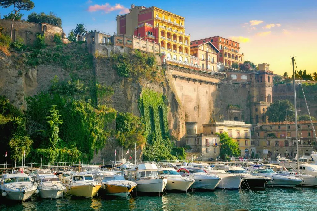 Sorrento, Positano e Amalfi: Tour guidato da Napoli + tour in barca
