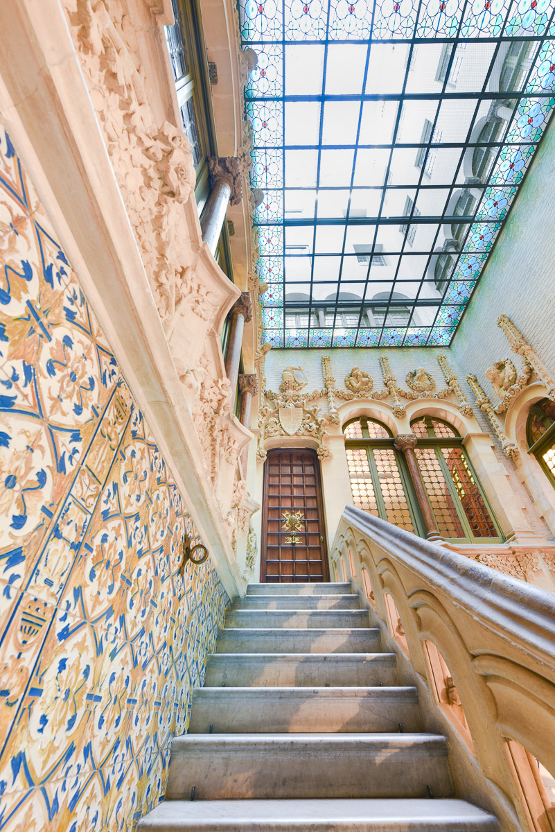 Palau Baró de Quadras: Guided Tour