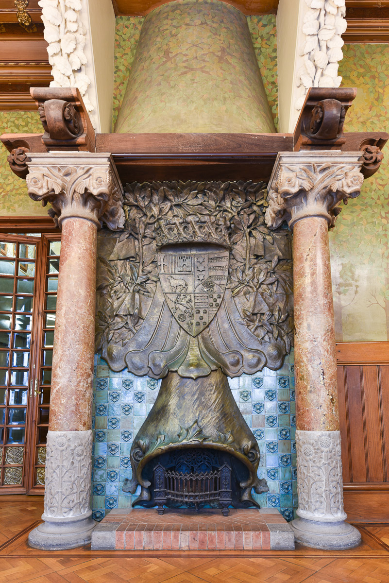 Palau Baró de Quadras: Guided Tour