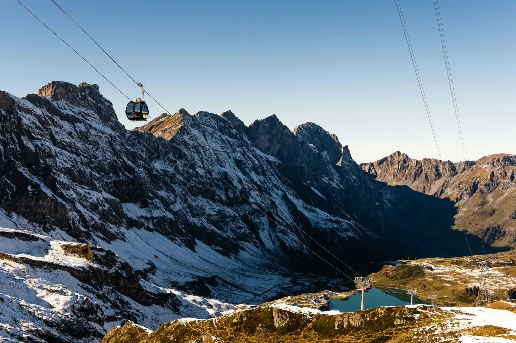 Monte Titlis, neve eterna e geleira: transporte a partir de Zurique