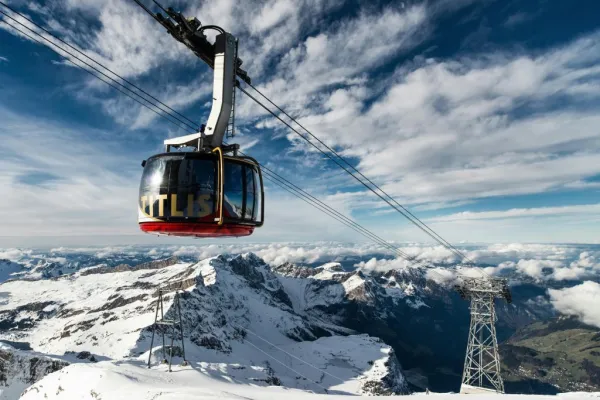 Monte Titlis, neve eterna e geleira: transporte a partir de Zurique