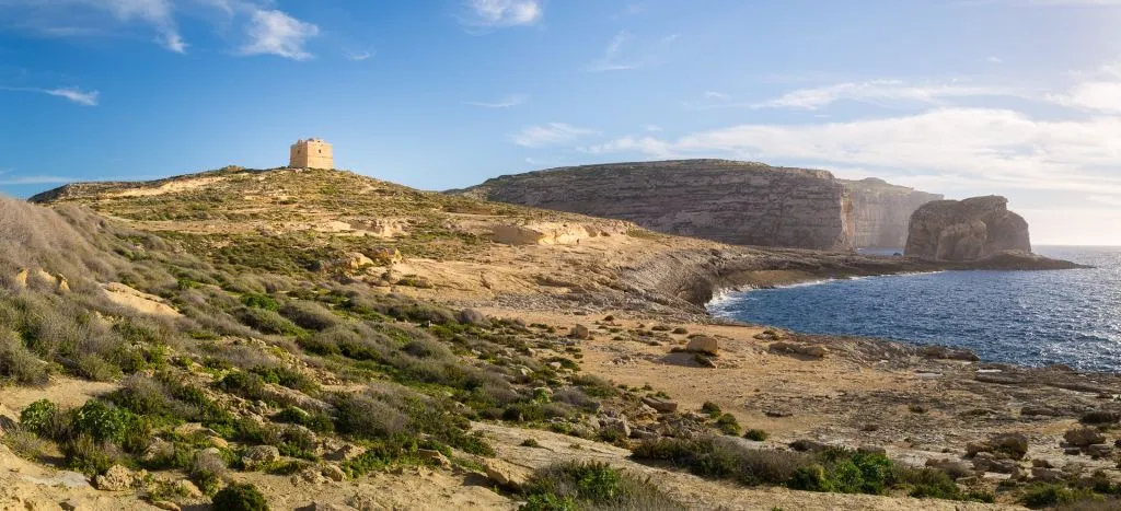 Excursão privada de jipe de 1 dia com barco até Gozo e volta