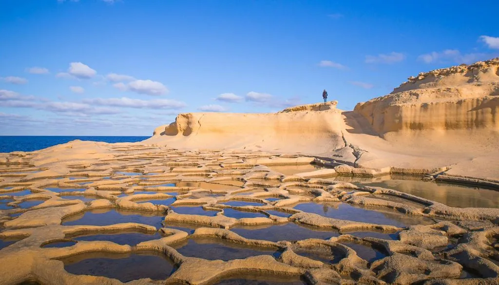 Excursão privada de jipe de 1 dia com barco até Gozo e volta