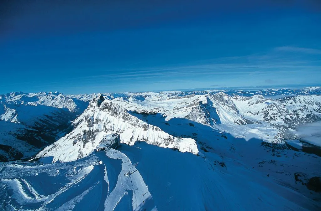 Mount Titlis Snow Experience with Transport from Zurich