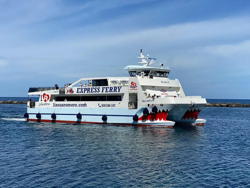 La Graciosa : Ferry depuis Lanzarote