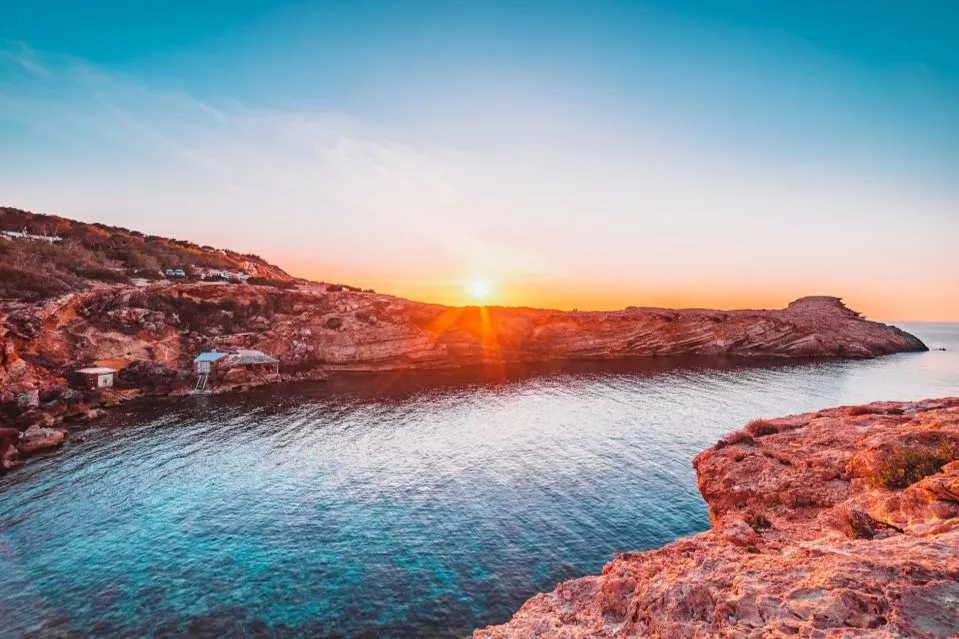 Palma de Mallorca: Excursión en velero con aperitivos y barra libre